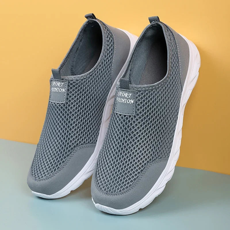 2023 New Summer Men's Shoes Outdoor Casual Sneakers Lightweight